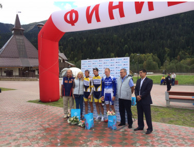 На «Архызе» финишировали участники велогонки «Дружба народов Северного Кавказа» 