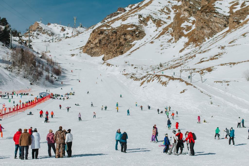 Интерфакс Туризм: Юбилейный сезон на «Эльбрусе» откроется 30 ноября